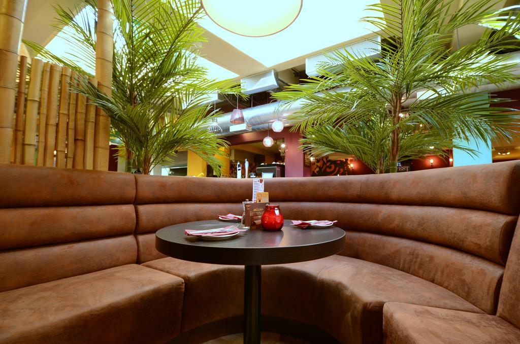 Pelican London Hotel And Residence Экстерьер фото