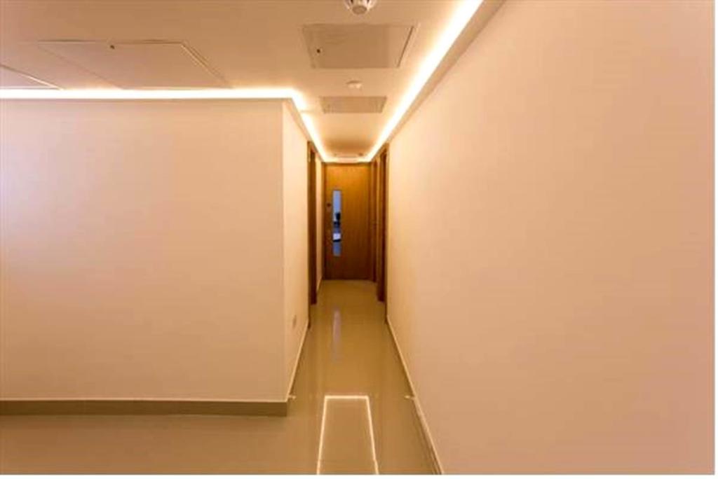 Pelican London Hotel And Residence Экстерьер фото