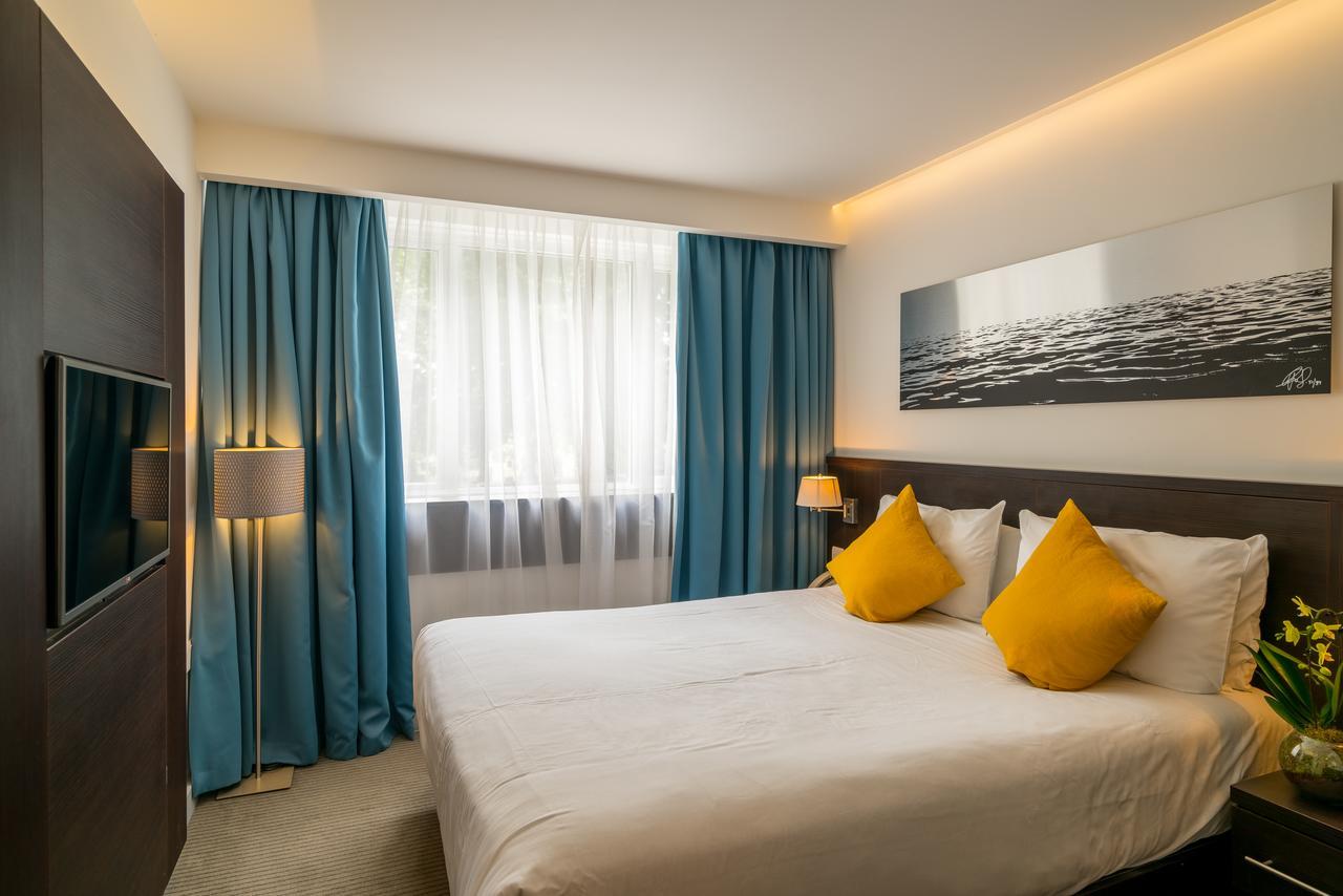 Pelican London Hotel And Residence Экстерьер фото